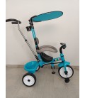 Tricycle avec canne directionnelle
